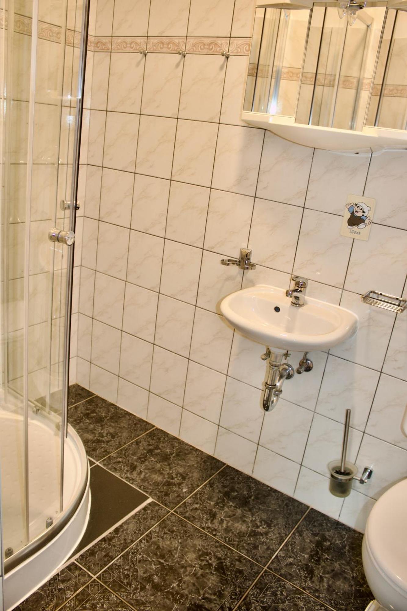 Strandvogtei Sellin - Fewo 5 - Sehr Zentrales Grosses Apartment Buitenkant foto